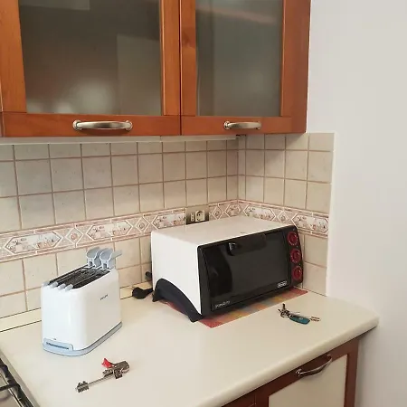 Basilica Apartment *